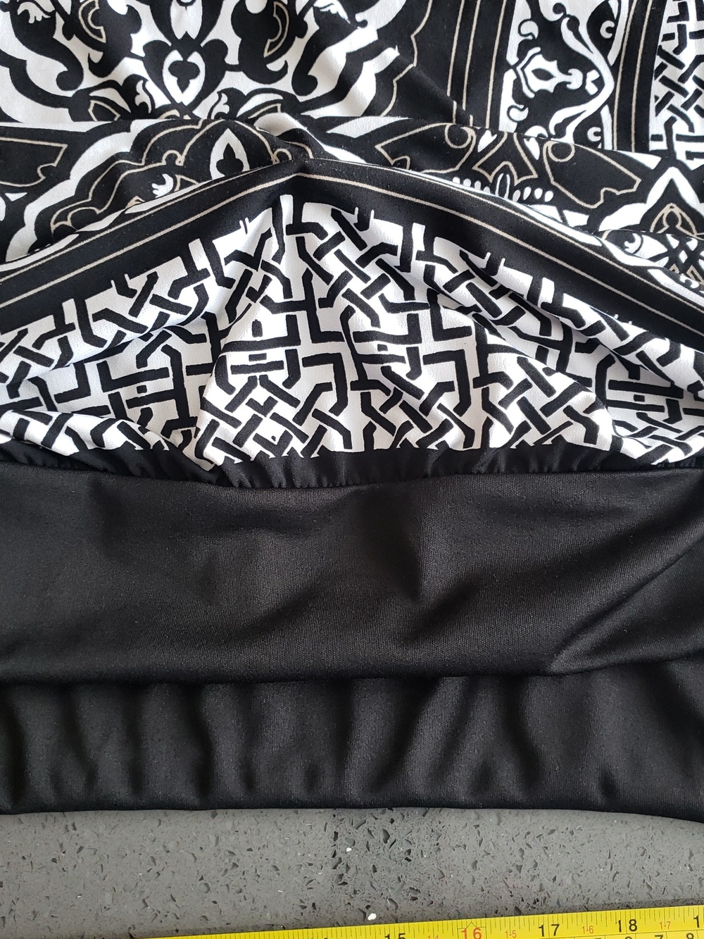 Alfani Beaded Neck Black and White Sleeveless Women's Top, 3X - Picture 14 of 15